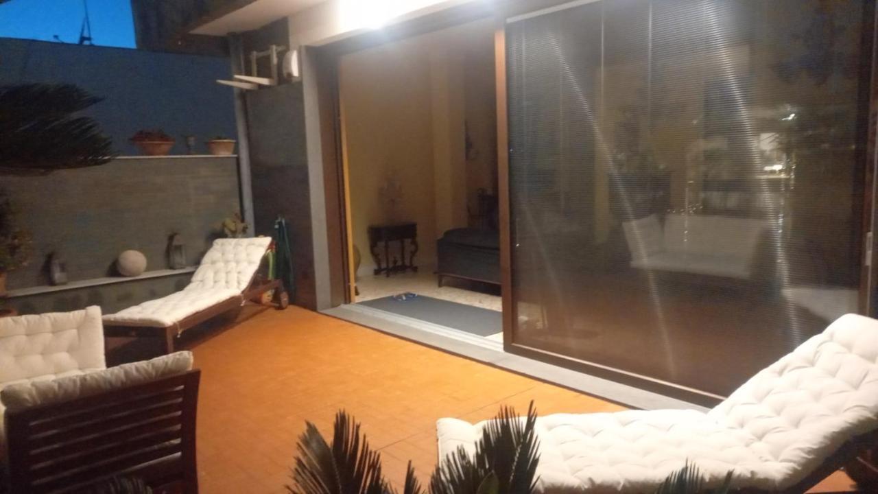Confortevole Барі Екстер'єр фото